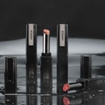 Kaxier - Seductive Prism Glossy Lipstick - 6 Colors 102# Apricot Tea - 2.2g