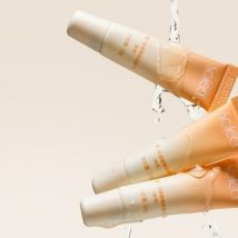 Sofea - Moisturizing Plant Lip Balm - 2 Flavors Honey - 10g