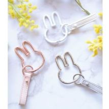 Miffy Carabiner Bag Charm White (4.5×0.4×6cm)
