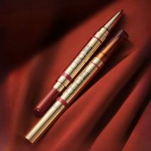 OUT-OF-OFFICE - 2 In 1 Glossy Lip Balm & Lipliner - 6 Colors 01# Apricot Cinnamon (1.3g + 300mg)