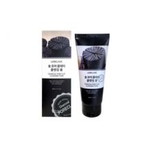 LEBELAGE - Charcoal Pore Clay Cleansing Foam 180ml