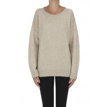 Rounded neckline pullover