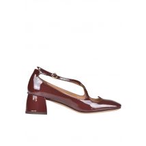 Two for Love patent-leather pumps