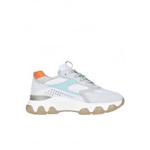 Hyperactive sneakers