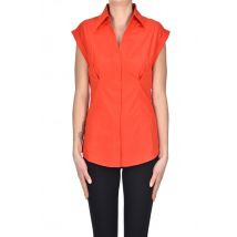 Sleeveless shirt