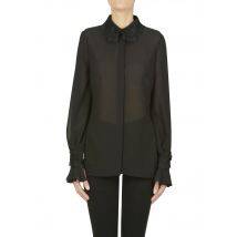 Camicia con applicazioni floreali