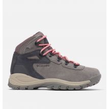 Columbia - Women's Newton Ridge Plus Waterproof Amped Hiking Boot - Stratus, Canyon Rose Size 5.5 UK Women