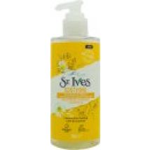 St. Ives Soothing Chamomile Face Wash 200ml