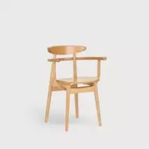 Paged :: Drewniane krzesło Yesterday B-4101 z podłokietnikami szer. 55 cm