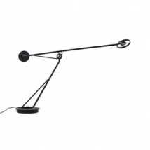 DCW:: Lampa biurkowa Aaro czarna śr. podstawy16,6 cm