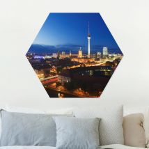 Hexagon-Forexbild Fernsehturm bei Nacht
