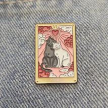 Cute cartoon cat pin, cuddle lover style, suitable for boys and girls to wear with costumes as a gift