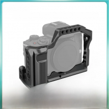 SmallRig Cage for Canon M50 /M50 II /M5, Aluminum Alloy Video Film Movie Making Rig with Integrated Grip and NATO Rail 2168