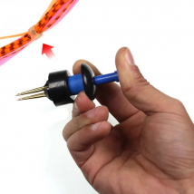 1pc Plastic & Copper Clip Saltwater Fishing Snapper Skirts Tying Tool