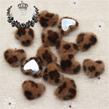 50pcs Cute Leopard Hariy Fabric Covered Heart Buttons Home Garden Flatback Cabochon Crafts Scrapbooking DIY,14*17mm