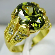 New Fashion Male Peridot Oval Finger Ring Luxury Big Crystal Zircon Stone Ring 14KT Yellow Gold Promise Engagement Rings For Men