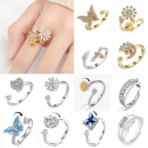 Luxury Spinning Spinner Ring For Men Women Crystal Star Moon Anxiety Fidget Rings Anti Stress Round Beads Finger Ring 2024
