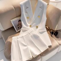 Elegant Office Lady Sleeveless Blazer and Shorts Set with Gold Button White Two Piece Suit Women Summer Business Casual Outfit