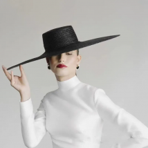 2022 New Spring Summer 18cm Wide Brim Black Straw Hat Flat Top Straw Hats For Women Elegant French Retro Sun Hat Designer Hat