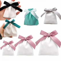 Handmade Flannel Pouches Velvet Ribbon Gift Bags Jewelry Bowknot Sack Makeup Lipstick Drawstring Pouch Party Wedding Gifts 50Pcs