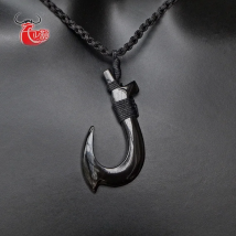 1PC Hawaii Surfer Jewelry Handmade Carved buffalo horn  Fish Hook Pendant New Zealand Maori Tribal Choker WoMen's Men's Necklace