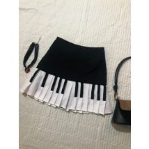 2000s Aesthetic Elegant Women Piano skirt Stripe Design Y2k Slim Mini Skirt Female Black White Spliced Korea Style Chic Outfits