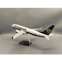 1:85 Scale Airplane Toy B737-800 Airplanes RYANAIR Airline Aircraft Model With Base Landing Gears Resin Miniature Plane For kids