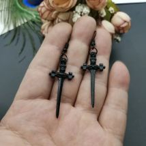 Black Sword Necklace Dagger Jewelry Stunning Gothic Fashion Men Women Gift Novelty Pendant Classical New 2020 Darkness Simple