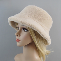 Shearling Sheepskin particles Hats Women Winter Warm Classic Luxury Caps High Quality Hat Ladies Fashion New Design Bucket Cap