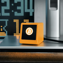 GeekMagic PRO BitCoin Stock Price Tracker Ticker Cryptocurrency in Real Time On Desktop Gadget BTC ETH DOGE Weather Clock