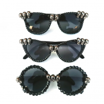 Women Gothic Skull Sunglasses Black Cat Eye Rhinestone Gorgeous Cateye UV400 Protection Ladies Round Sun Glasses Vintage Eyewear