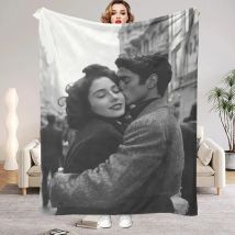 1 Piece of Custom DIY Personalized Photo Blanket for Your Loved One - Flannel Blanket with Personalized Photo, Soft and Warm, Suitable for Sofa, Bed, Office, Car, and Outdoor Travel - a Gift for Men