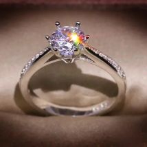 HOT SALE 925 Sterling Silver 1carat Heart Arrow Zircon Stone 6-claw Finger Rings for Women Wedding Statement Jewelry Gift