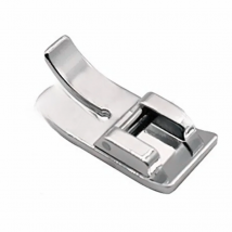 Straight Stitch Sewing Machine Presser Foot 7304 Fits most machines that use snap-on accessories such as Singer, Brother, AA7225
