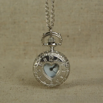 Silver Heart Quartz Watch Arabic Digit Engraved Design Women Ladies Gift Fob Watch Exquisite Mini Pocket Watch