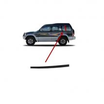 1 Piece 5 Door 1989-1999 Rear Side Glass Window Rubber for Pajero MB696541 Sealing Rubber for Montero Vertical Protecter