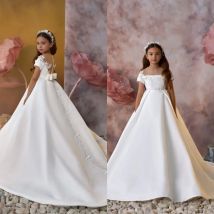 White Flower Girl Dresses for Wedding Satin Floor Length Girls Baby Girl Prom Gown for Photoshoot Princess First Communion Gowns