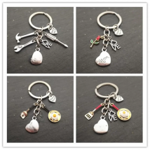 European and American Jewelry Father's Day Gift Mother's Day Gift "I LOVE MOM I LOVE DAD" Metal Keychain Key Ring Jewelry