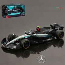 Bburago 1:43 Mercedes-AMG Petronas F1 Team W15 2024 #44 Hamilton #63 George Russell Alloy Car Die Cast Model Toy Collectible