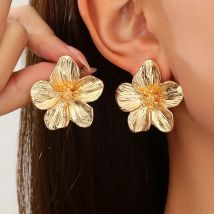 Women’s Vintage Gold Color Big Flower Stud Earrings Geometric Exaggerated Exquisite Jewelry Fashion Personalized Ear Accessories