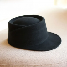 Winter Fedora Hat for Women Korean Flat Top Navy Wool Hat British Casual Black Gray Khaki Equestrian Hat Fashion High Quality