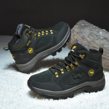 Classic Men Winter Boots Genuine Leather Sneakers For Man Fur Plush Snow Shoes Warm Outdoor Ankle Boots Outdoor Hiking Footwear