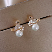 New Cute Bird Stud Earrings for Women Rhinestone Horse Kitten Owl Pearl Earring Girls Party Engagement Temperament Jewelry