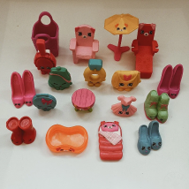 Random one kawaii Big eye 4-8cm Shopping Model with Miniature Furniture shoes Chair Model Toy Action Figure Girl Collect Gift