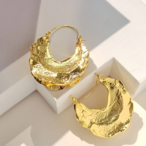 HUANZHI 2022 Vintage Gold Color Metal Geometric Drop Earrings Retro leaf Earrings Irregular for Women Girls Party Travel Jewelry