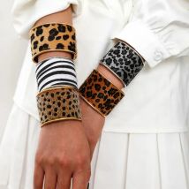 Retro Leopard Print Bangles Exaggerated European Hip-Hop Women Multi-Color Geometric Zebra Print Wide Bracelet Women Jewelry