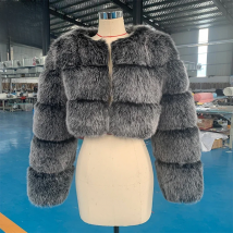 Fox Fur Coat for Women Thick Fox Fur Jacket Short Style Slim Fit Zipper Winter Fashion Wholesale New Arrival