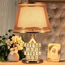 Modern Crystal Table Lamp European Style Luxury Wedding Gift Ideas Rubik's Cube Sweet Bedroom Lamp Home Decor Golden Lamp