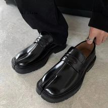Maganda Tabi Shoes Loafer for Men and Women Split Toe Thick Sole Casual Leather Shoes