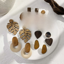 AENSOA Vintage Geometric Wood Drop Earrings for Women Handmade Brown Color Leaf Shaped Round Circle Wooden Earrings Jewelry 2022